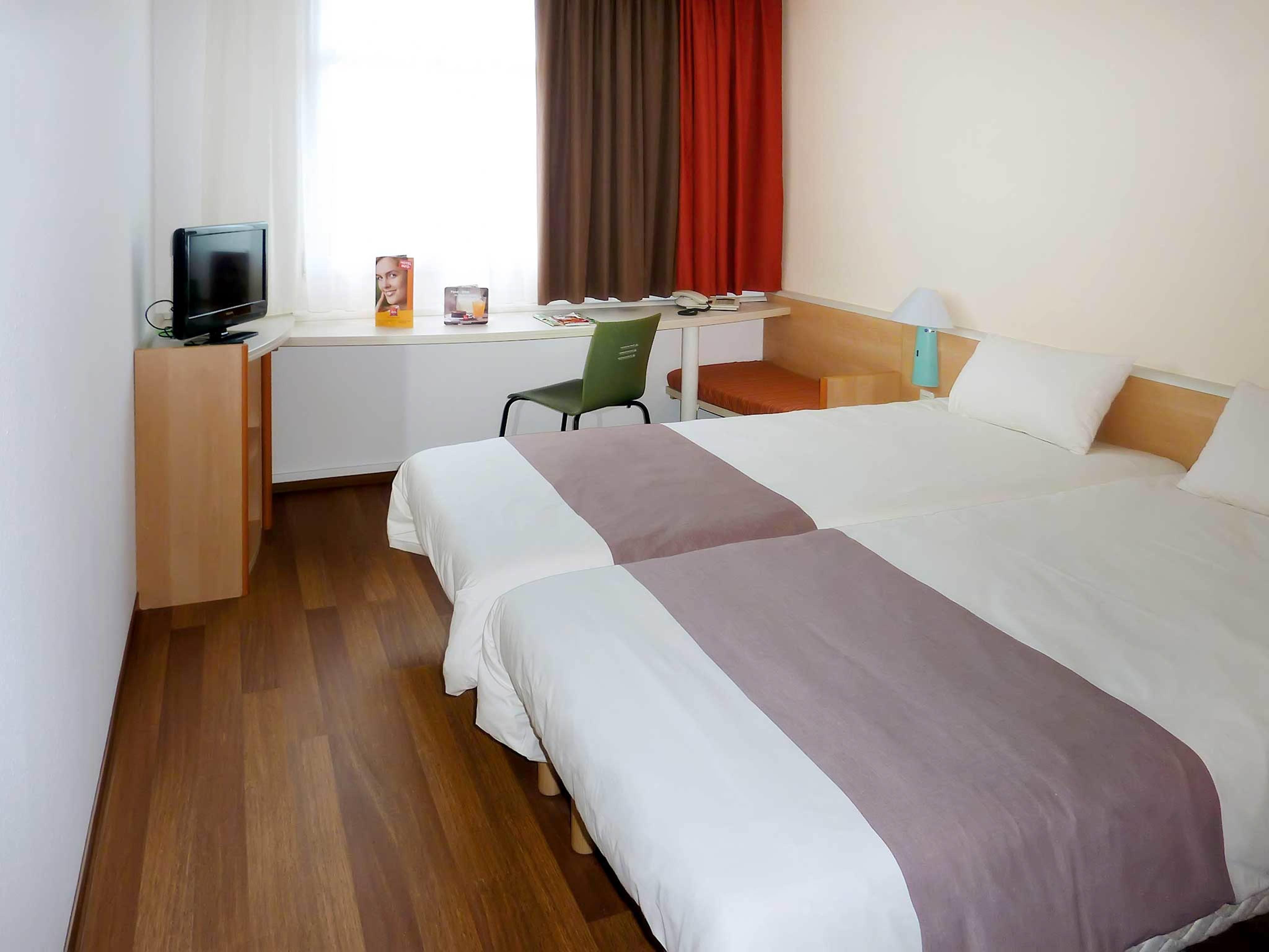 ibis Hotel Frankfurt Messe West Frankfurt am Main Buitenkant foto