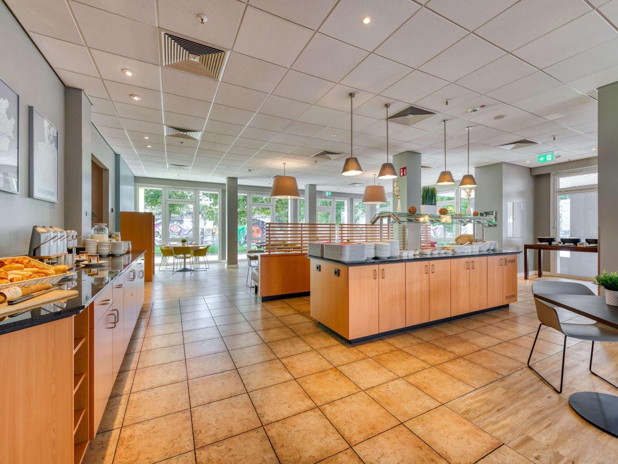 ibis Hotel Frankfurt Messe West Frankfurt am Main Buitenkant foto
