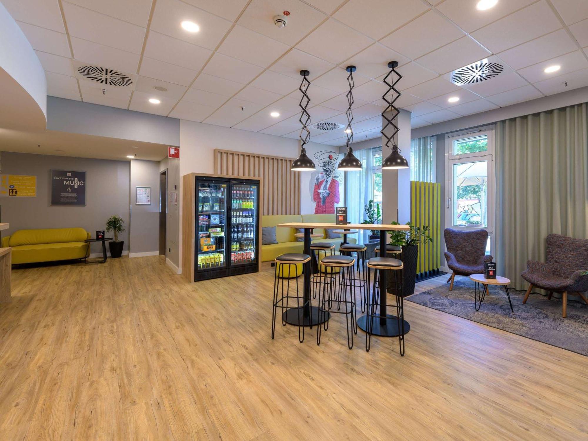 ibis Hotel Frankfurt Messe West Frankfurt am Main Buitenkant foto