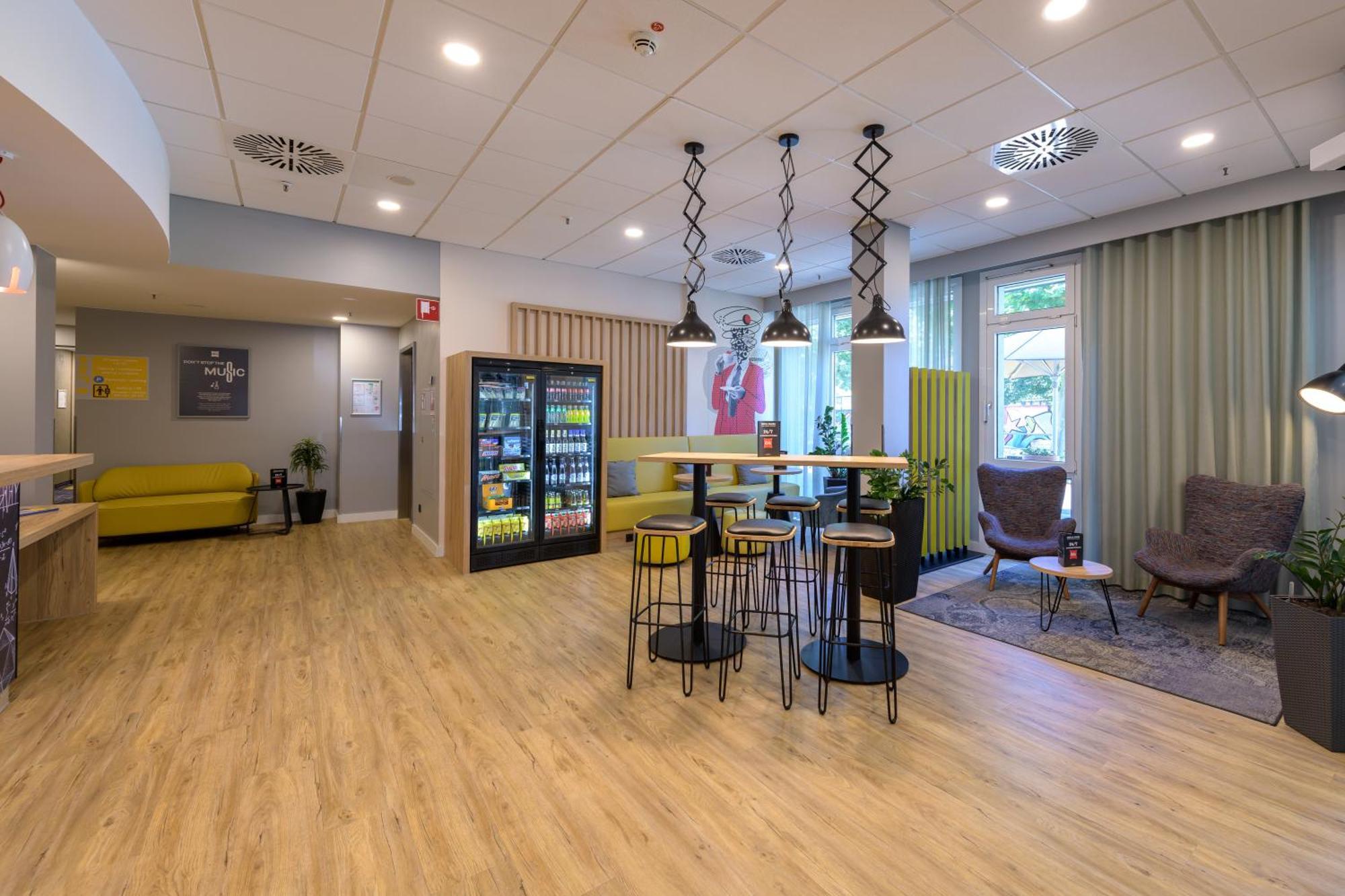 ibis Hotel Frankfurt Messe West Frankfurt am Main Buitenkant foto
