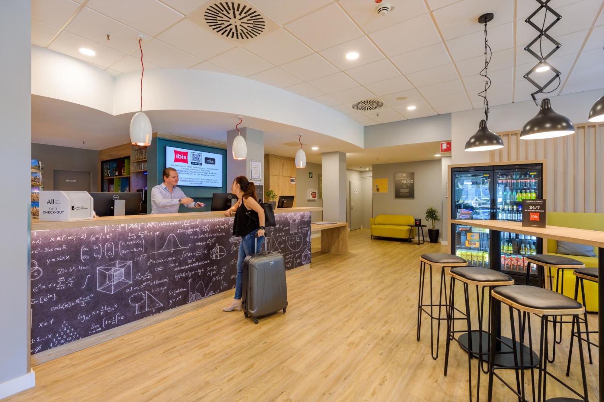 ibis Hotel Frankfurt Messe West Frankfurt am Main Buitenkant foto