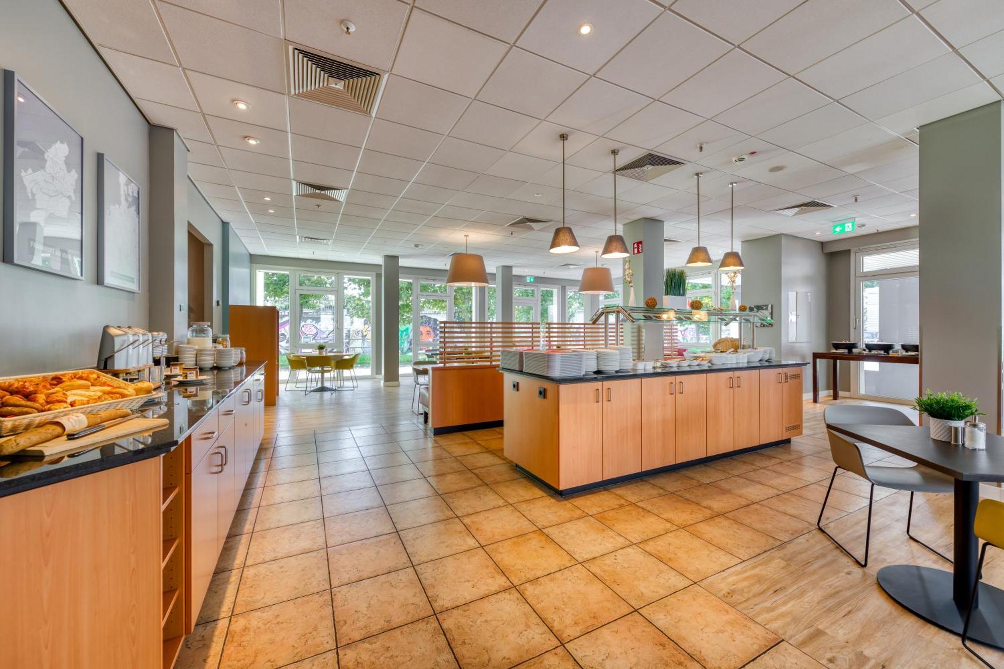 ibis Hotel Frankfurt Messe West Frankfurt am Main Buitenkant foto