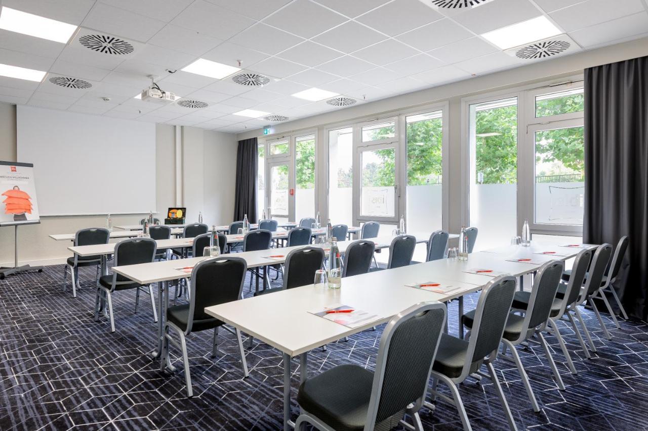 ibis Hotel Frankfurt Messe West Frankfurt am Main Buitenkant foto