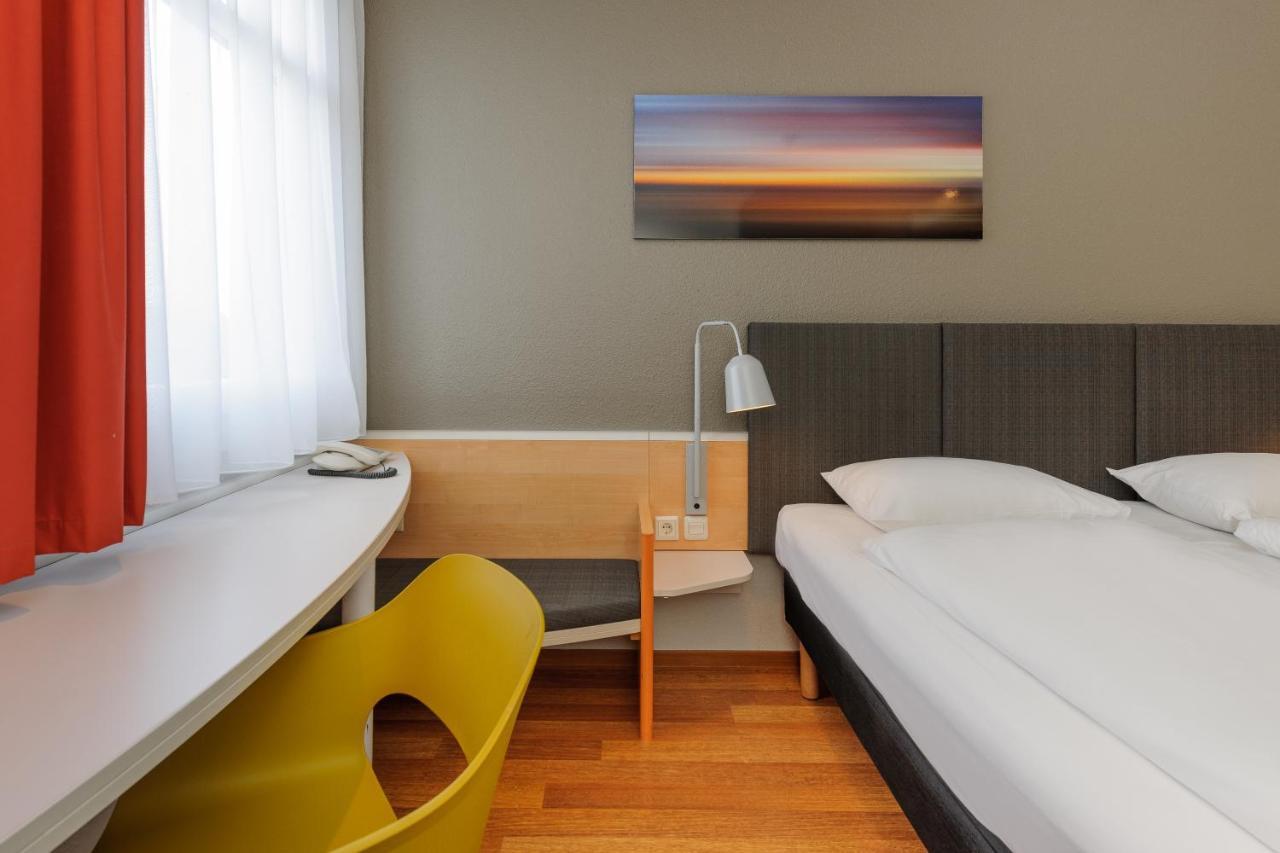 ibis Hotel Frankfurt Messe West Frankfurt am Main Buitenkant foto